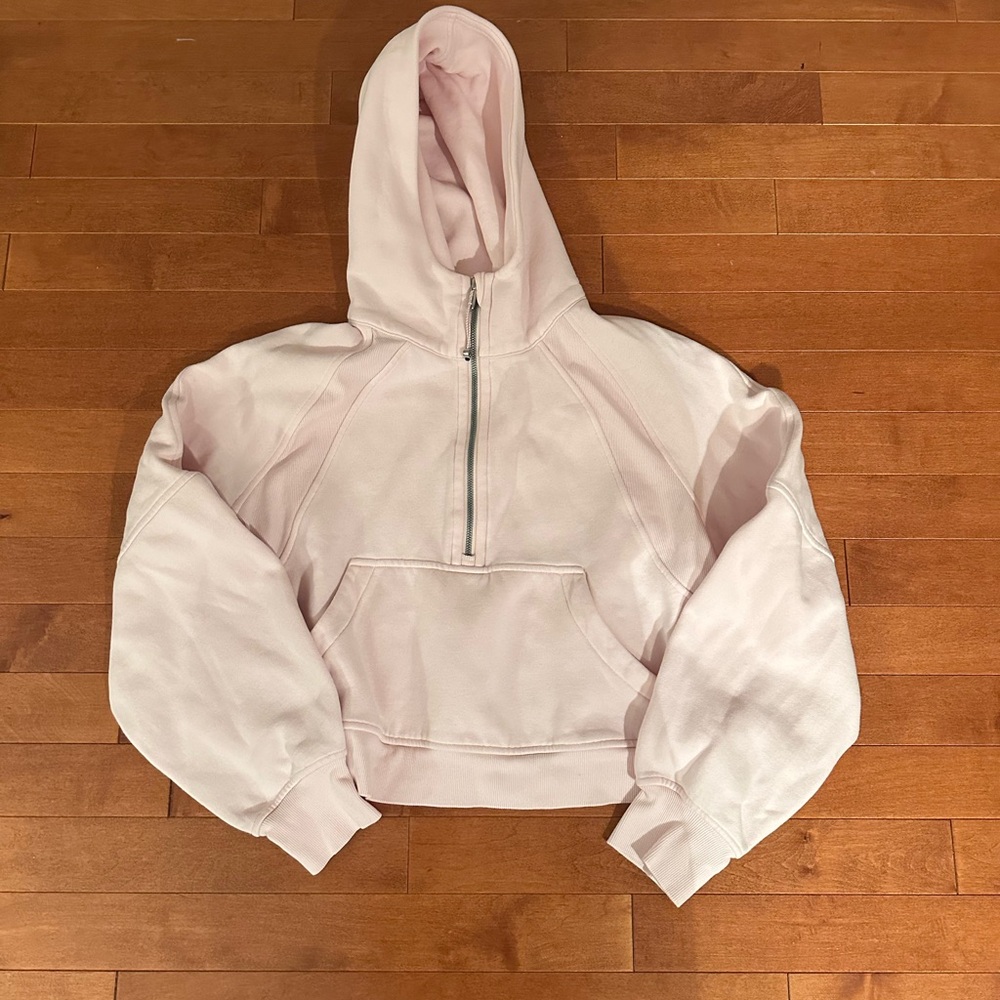 LULULEMON scuba 1/4 zip hoodie